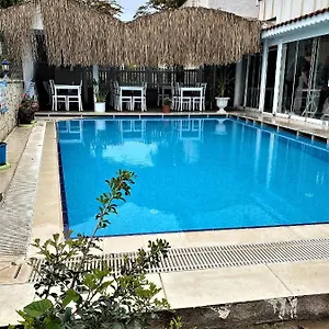 Eldoris Butik Bed & Breakfast Alacati