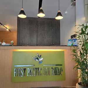 Mini-hôtel First Pacific